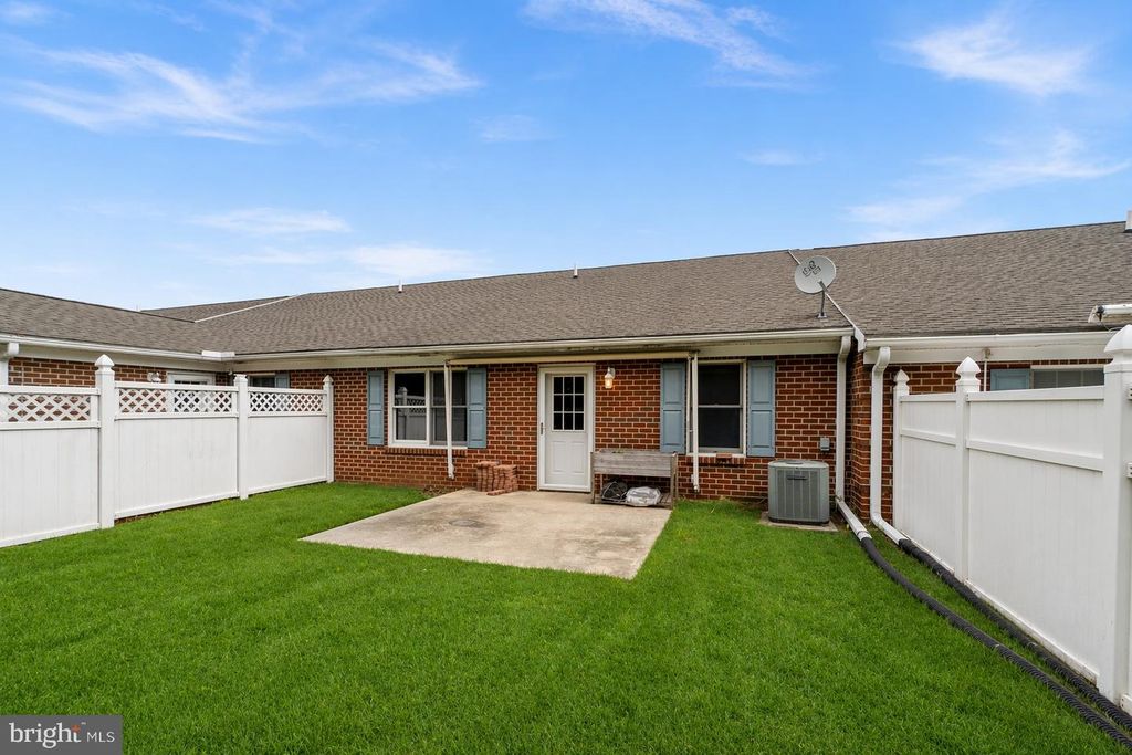 Image 24 of property listing at 731 MARATHON DR, Hagerstown, MD 21740