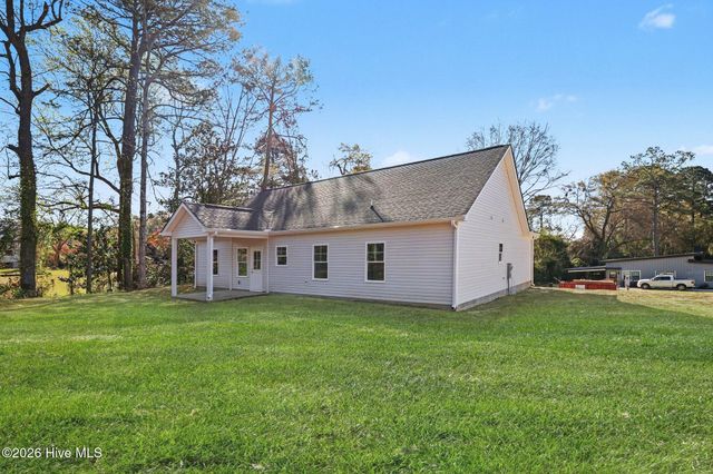 1707 Elizabeth Drive, Kinston, NC 28504