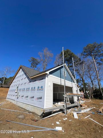 1707 Elizabeth Drive, Kinston, NC 28504