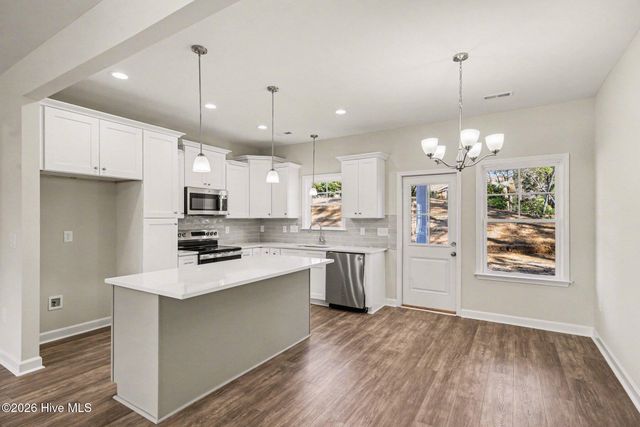 1707 Elizabeth Drive, Kinston, NC 28504