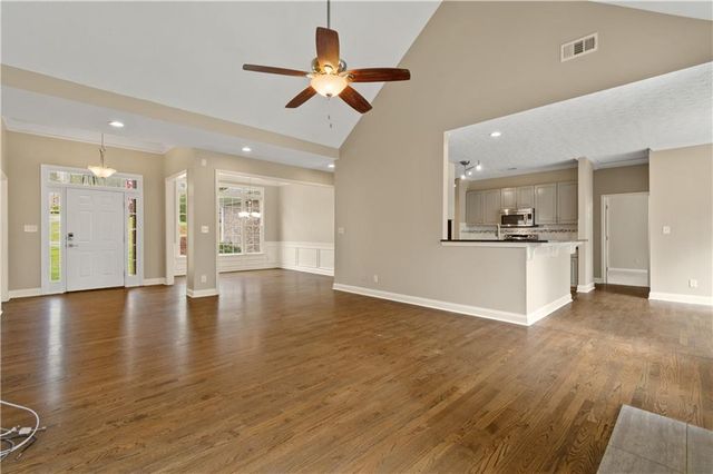 93 Overlook Circle, Dawsonville, GA 30534