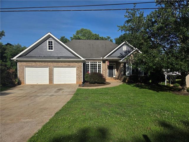 93 Overlook Circle, Dawsonville, GA 30534
