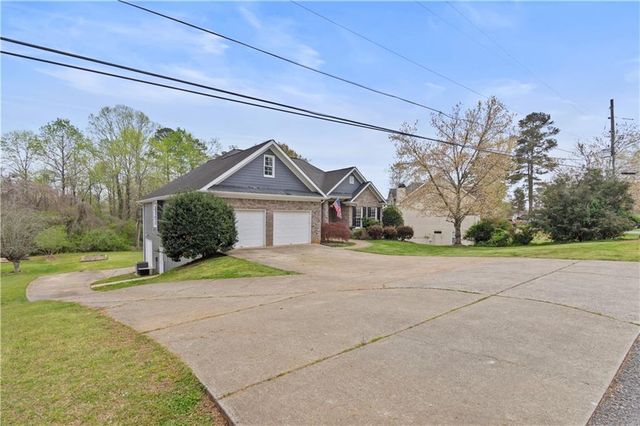 93 Overlook Circle, Dawsonville, GA 30534