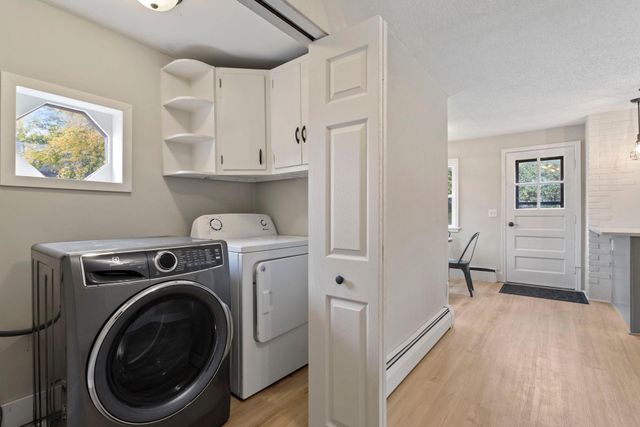 1467 County Road B E, Maplewood, MN 55109