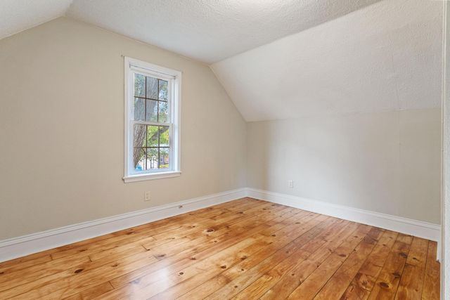 1467 County Road B E, Maplewood, MN 55109