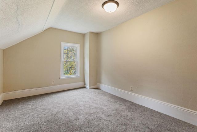 1467 County Road B E, Maplewood, MN 55109