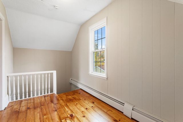 1467 County Road B E, Maplewood, MN 55109