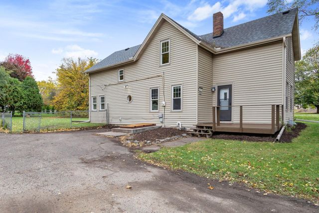 1467 County Road B E, Maplewood, MN 55109