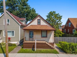 4921 Walsh Avenue, East Chicago, IN 46312