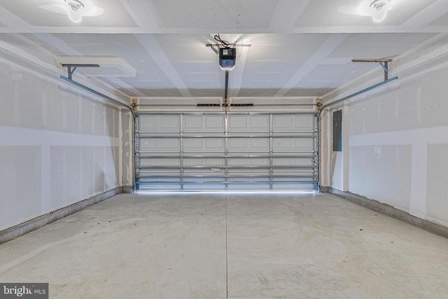 17 OASIS AVE, Ranson, WV 25438