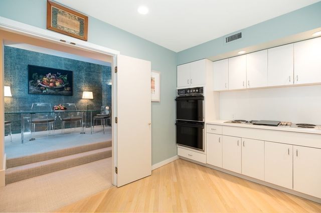 183 Commonwealth Ave. PH, Boston, MA 02116