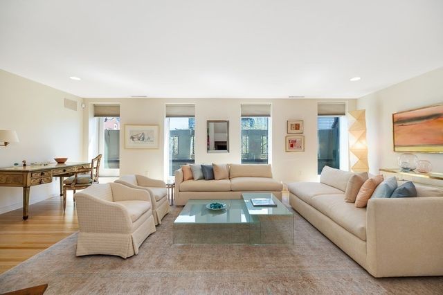 183 Commonwealth Ave. PH, Boston, MA 02116