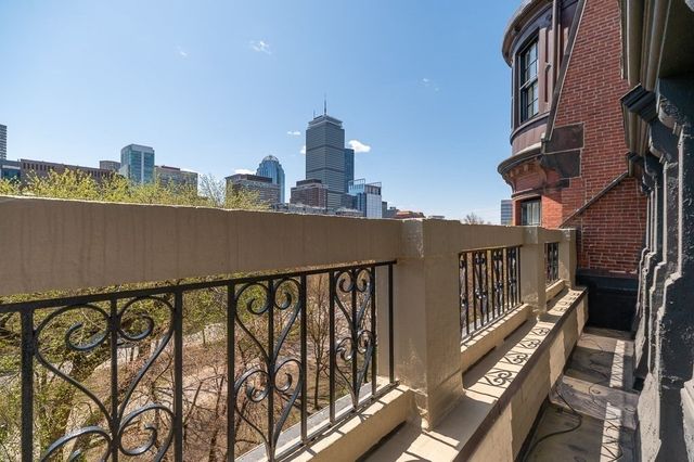 183 Commonwealth Ave. PH, Boston, MA 02116