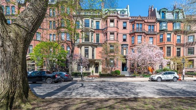 183 Commonwealth Ave. PH, Boston, MA 02116