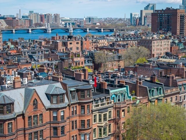 183 Commonwealth Ave. PH, Boston, MA 02116