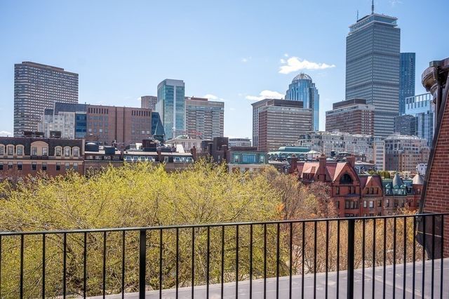 183 Commonwealth Ave. PH, Boston, MA 02116