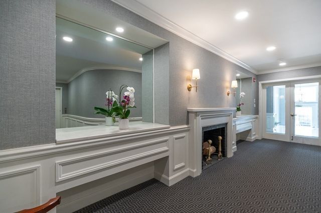 183 Commonwealth Ave. PH, Boston, MA 02116