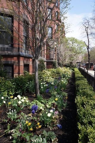 183 Commonwealth Ave. PH, Boston, MA 02116