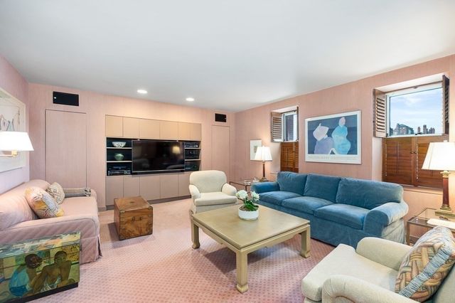 183 Commonwealth Ave. PH, Boston, MA 02116