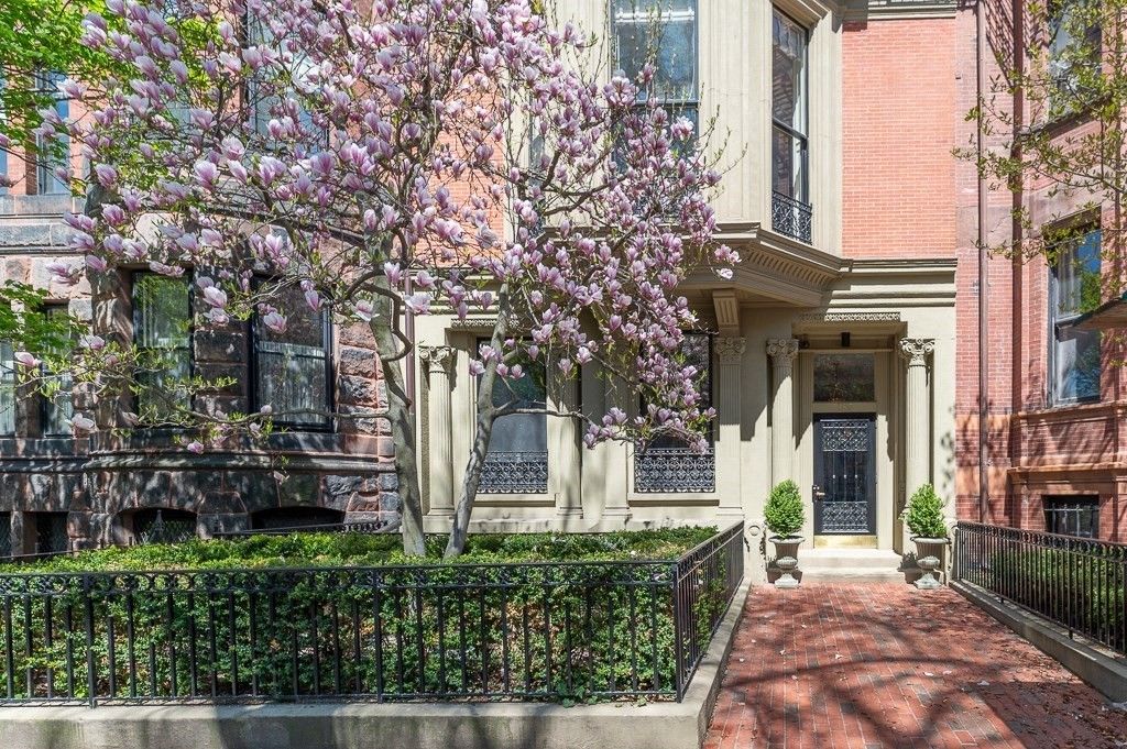 183 Commonwealth Ave. PH, Boston, MA 02116