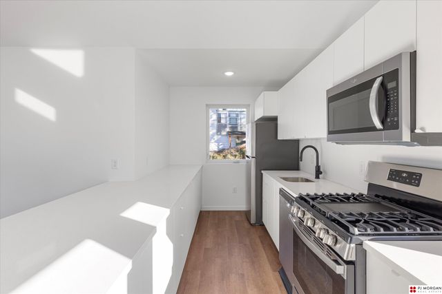 2623 Z Street, Omaha, NE 68107