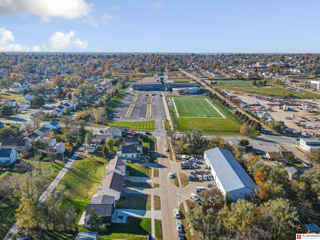 2623 Z Street, Omaha, NE 68107