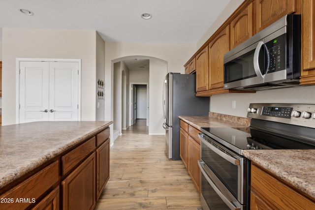 249 E PASO FINO Way, San Tan Valley, AZ 85143
