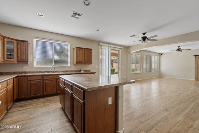 249 E PASO FINO Way, San Tan Valley, AZ 85143