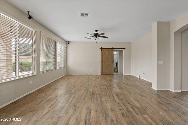 249 E PASO FINO Way, San Tan Valley, AZ 85143
