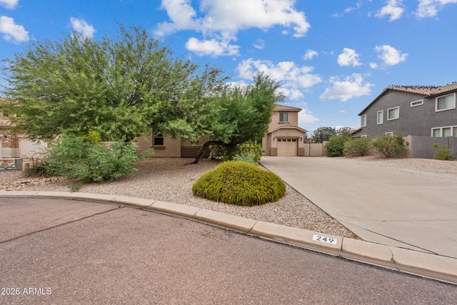 249 E PASO FINO Way, San Tan Valley, AZ 85143
