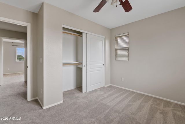 249 E PASO FINO Way, San Tan Valley, AZ 85143