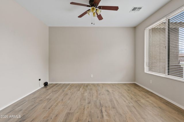 249 E PASO FINO Way, San Tan Valley, AZ 85143