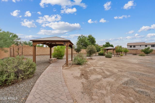 249 E PASO FINO Way, San Tan Valley, AZ 85143