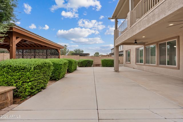 249 E PASO FINO Way, San Tan Valley, AZ 85143