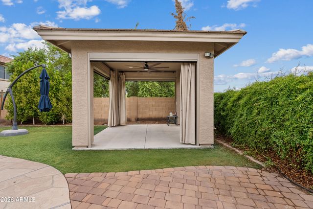 249 E PASO FINO Way, San Tan Valley, AZ 85143