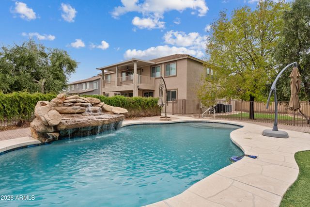 249 E PASO FINO Way, San Tan Valley, AZ 85143