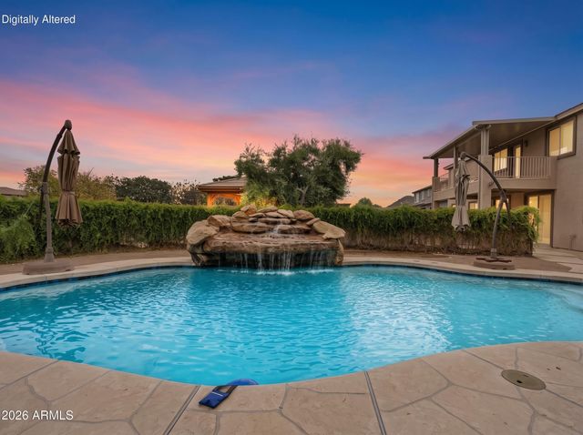 249 E PASO FINO Way, San Tan Valley, AZ 85143