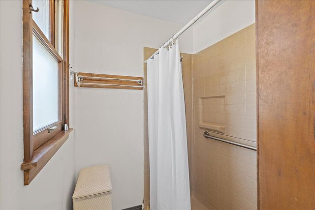 6025 Amber Brook Drive, Hixson, TN 37343