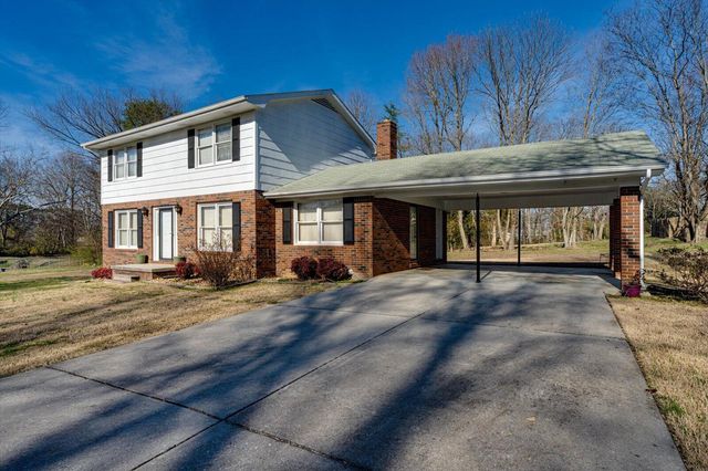 6025 Amber Brook Drive, Hixson, TN 37343