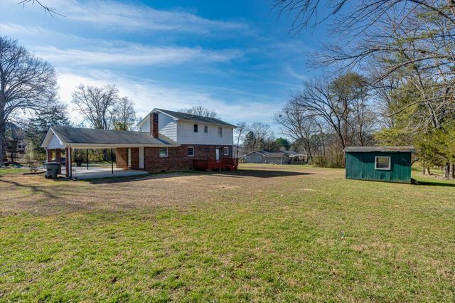 6025 Amber Brook Drive, Hixson, TN 37343