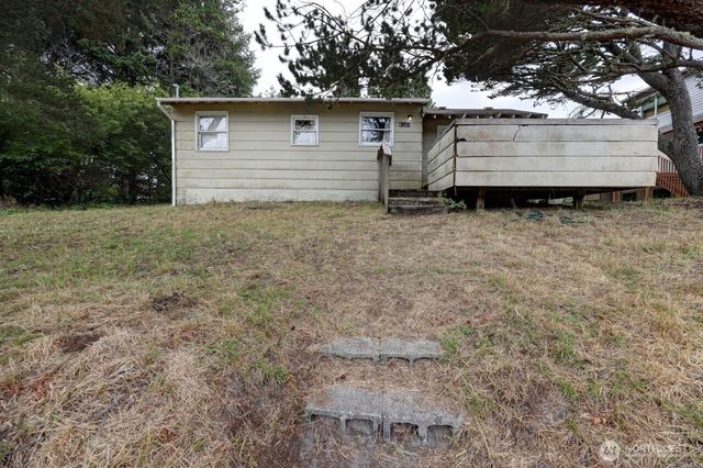 13907 N Alley, Long Beach, WA 98631