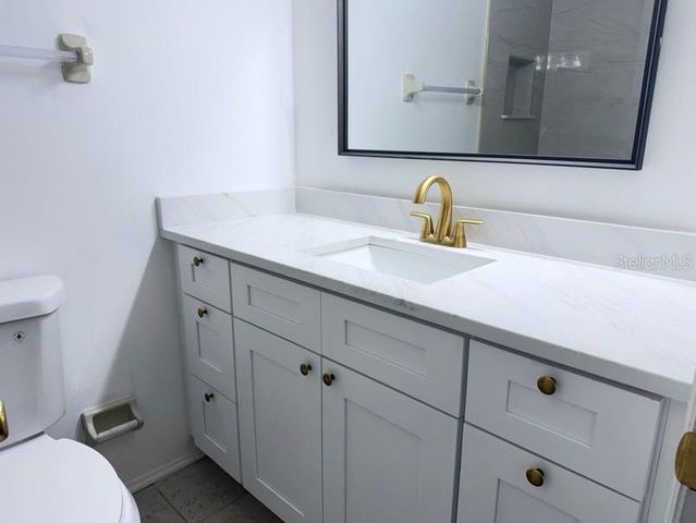 7514 COLONIAL COURT, Tampa, FL 33615