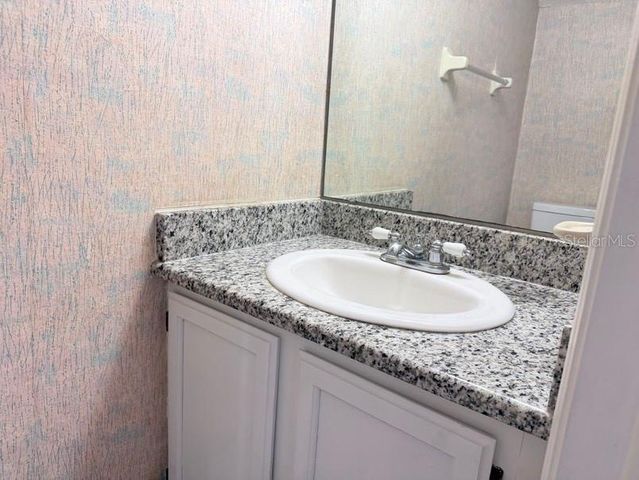 7514 COLONIAL COURT, Tampa, FL 33615