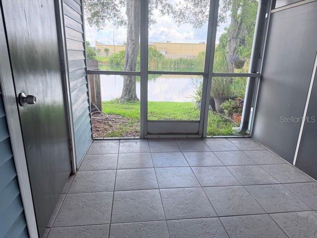 7514 COLONIAL COURT, Tampa, FL 33615