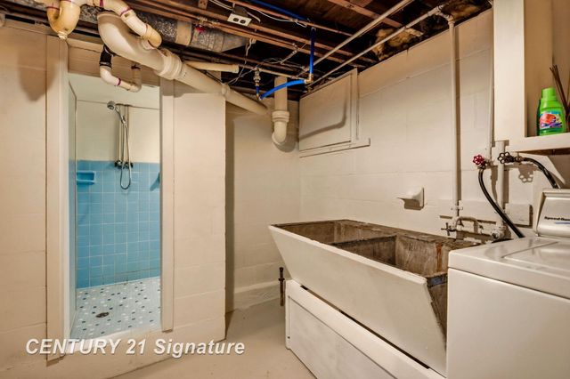 2608 Blake Street, Saginaw, MI 48602