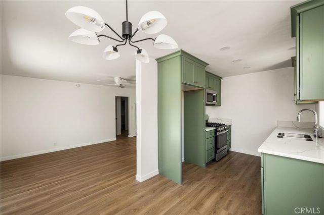 1519 S Towner, Santa Ana, CA 92707