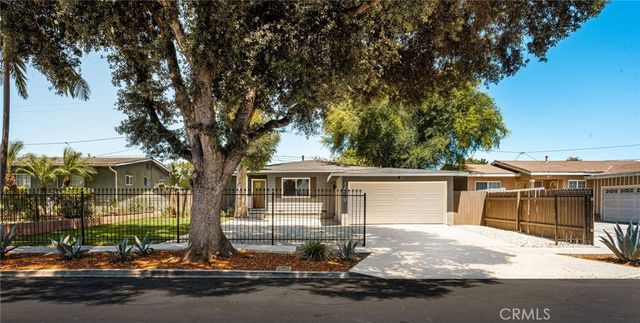 1519 S Towner, Santa Ana, CA 92707