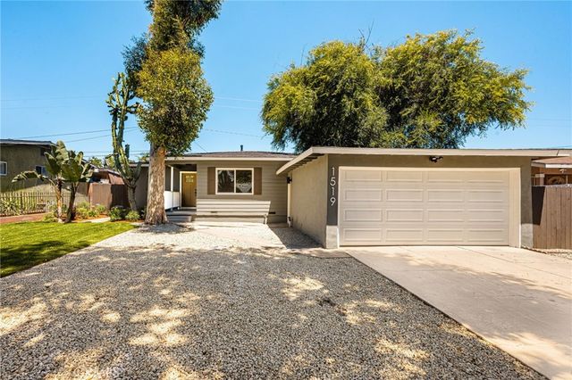 1519 S Towner, Santa Ana, CA 92707