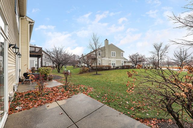 708 Woodewind Drive, Naperville, IL 60563