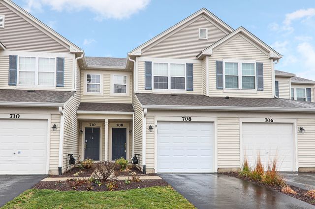 708 Woodewind Drive, Naperville, IL 60563